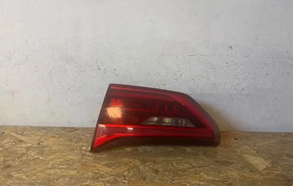 BMW 5 G30 G31 Tailgate rear/tail lights 631000 8493052