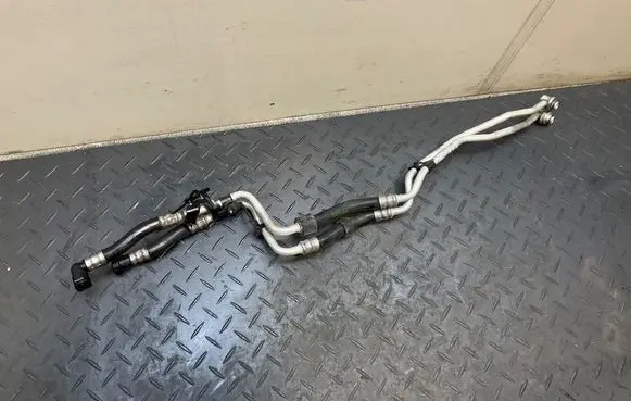 BMW 6 F12 F13 Gearbox oil cooler pipe/hose 7592401