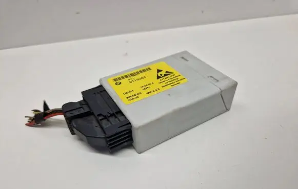 BMW 5 E60 E61 Center console control module 9113064
