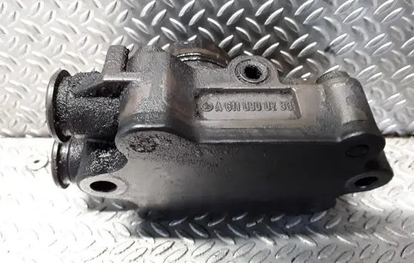 Mercedes-Benz S W220 Fuel injection high pressure pump A6110900250