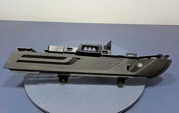 BMW X3 E83 Other sill/pillar trim element 7476779