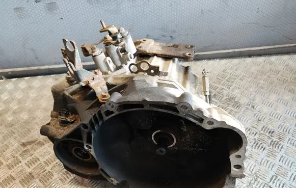 Hyundai Sonata Manual 5 speed gearbox
