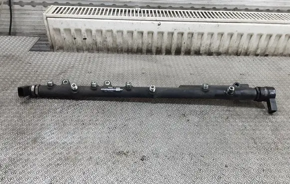 BMW 5 E60 E61 Fuel main line pipe 0445216008 7788679