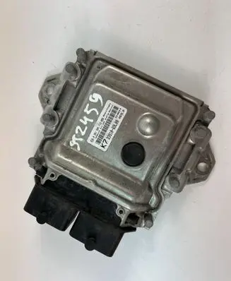 Suzuki Swift II Engine control unit/module ECU 3391069L00 0261S05712
