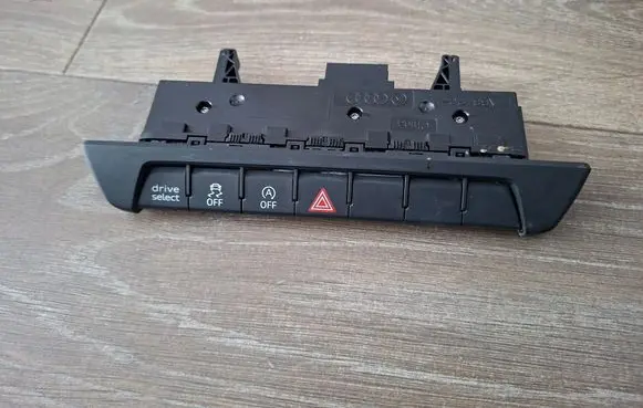 Audi A1 Other devices 82A925301G