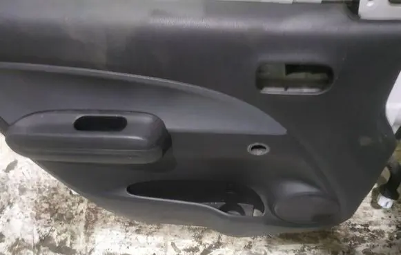 Opel Agila B Front door card panel trim 