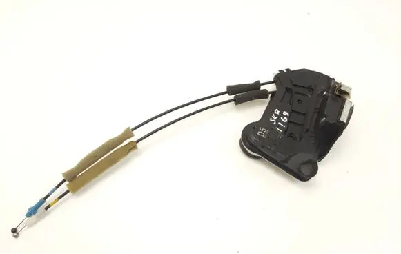 Toyota Prius+ (ZVW40) Front door lock 5041309