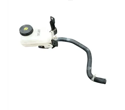 Nissan Murano Z52 Brake fluid reservoir 