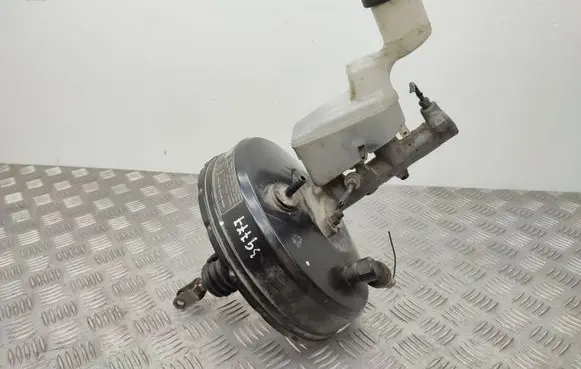 Toyota RAV 4 (XA20) Brake booster 13101013920