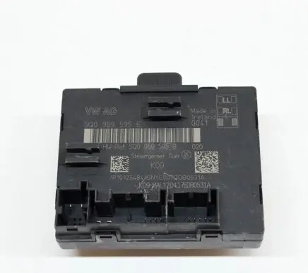 Audi A3 S3 8V Door control unit/module 5Q0959595B 5Q0959595E