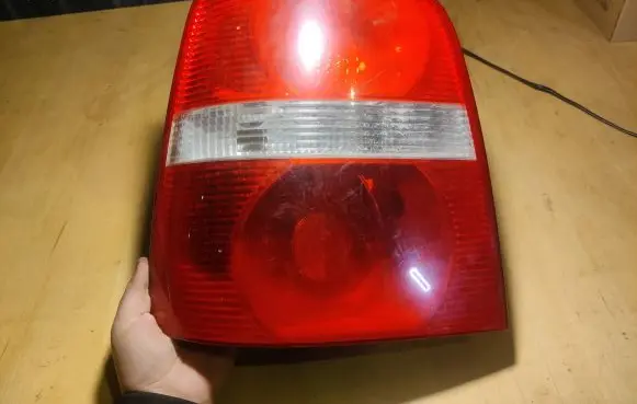 Volkswagen Touran I Rear/tail lights 1T0945095F 1T0945111B