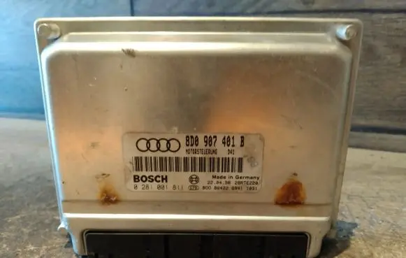 Audi A6 S6 C5 4B Engine control unit/module 8D0907401B
