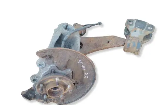 Volvo V40 Front wheel hub 