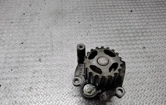Volkswagen Touran I Water pump 061519 2E879