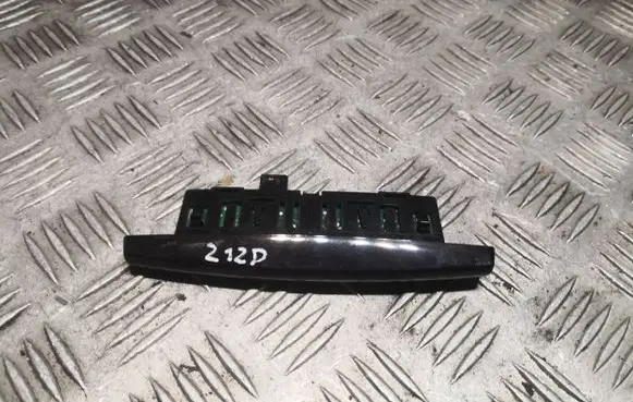 Mercedes-Benz E W212 Parking PDC sensor display screen 0015424623 A0015424623