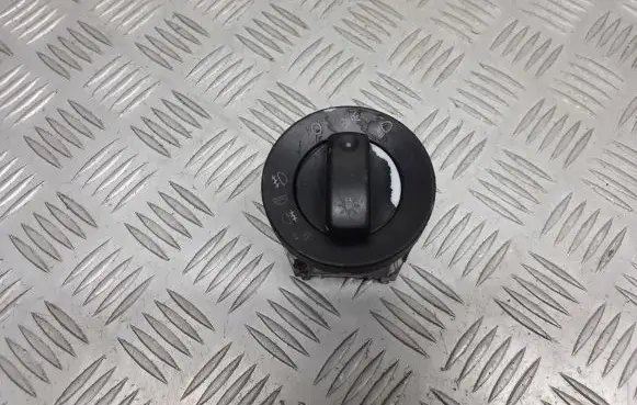 Audi A4 S4 B6 8E 8H Light switch 8E0941531A