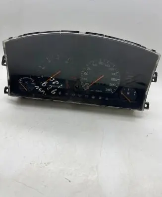 Mazda 626 Speedometer (instrument cluster) GP09A