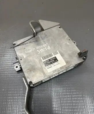 Toyota Prius (NHW20) Engine control unit/module 8966147120 2751005471