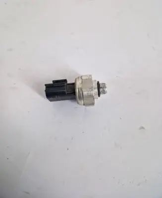Hyundai i30 Oil pressure sensor 42CP812