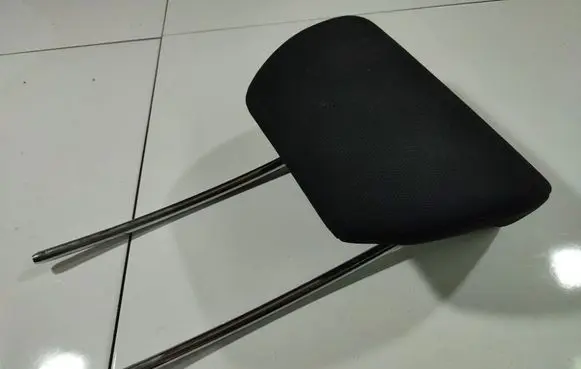 Mercedes-Benz A W169 Front seat headrest 