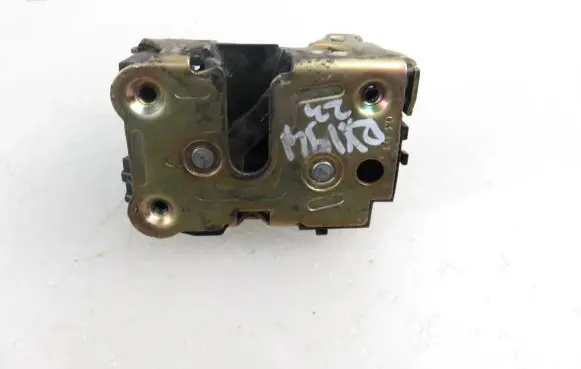 Renault Master II Front door lock