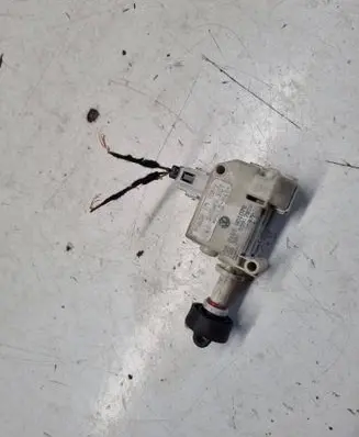 Audi A6 S6 C6 4F Central locking motor 3B0959782A