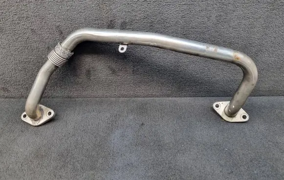 EGR valve line/pipe/hose