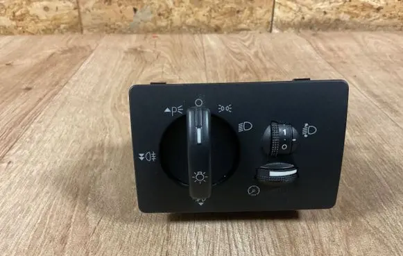 Ford Focus Light switch 4M5T13A024AA