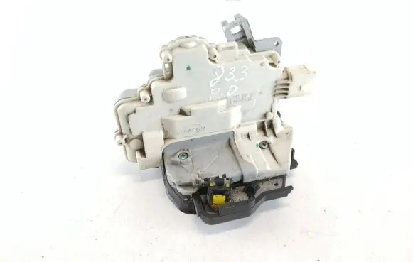 Audi A4 S4 B7 8E 8H Front door lock 8E1837016AA