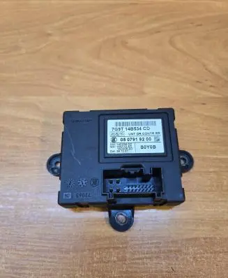 Volvo XC70 Door control unit/module 7G9T14B534CD 0507919200