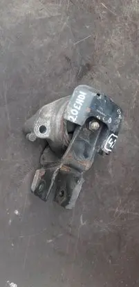 Peugeot Expert Gearbox mounting bracket 980489068C