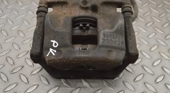 Infiniti Q30 Front brake caliper A24637