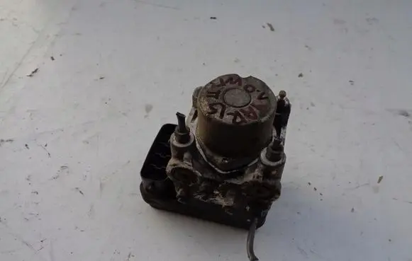 Toyota Yaris ABS Pump