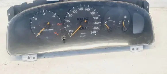 Mazda 626 Speedometer (instrument cluster) GC5TC PLH90C 65008