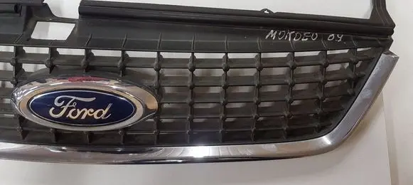 Ford Mondeo Mk III Front grill 7S718200D