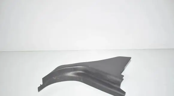 Foot area side trim