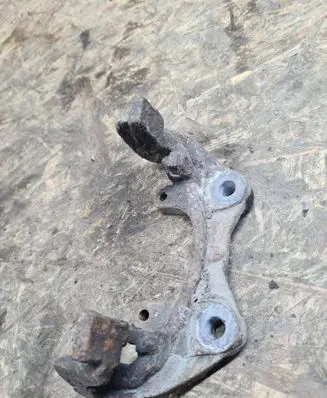 Mercedes-Benz E W211 Brake caliper pad carrier rear