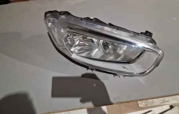 Ford Transit - Tourneo Connect Headlight/headlamp ET7613W029AK