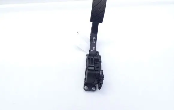 Volkswagen Polo V 6R Accelerator throttle pedal 6Q1721503M