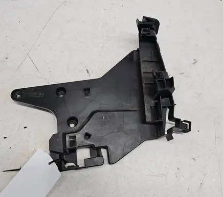 Volvo V70 Rear door exterior handle/bracket 08663908