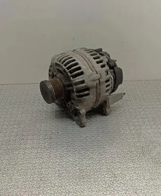 Volkswagen Golf VI Generator/alternator 03F903023D 0124925201