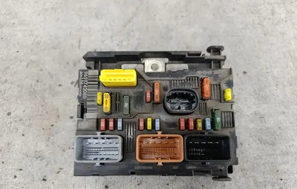 Peugeot 307 BSM Control unit 
