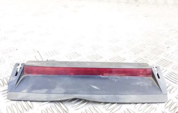 Volkswagen PASSAT B6 Third/center stoplight 1K5945097