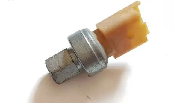 Air conditioning (A/C) pressure sensor