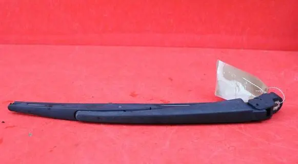 Fiat Sedici Rear wiper blade arm