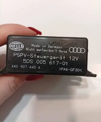 Audi A8 S8 D2 4D Wing mirror control module 4A0907445A 5DS00561701