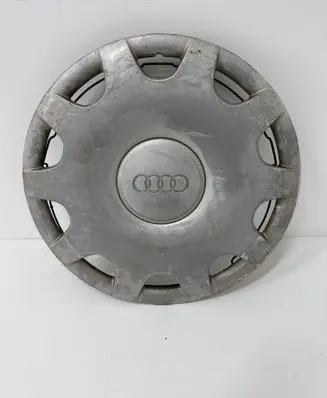 Audi A6 S6 C5 4B R15 wheel hub/cap/trim 4A0601147A