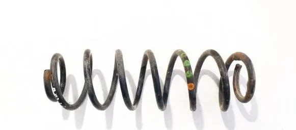 Volkswagen Polo IV 9N3 Rear coil spring