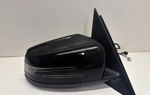 Mercedes-Benz GLK (X204) Front door electric wing mirror 