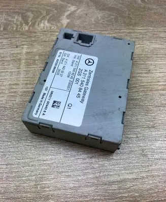 Mercedes-Benz E W211 Gateway control module A2115408445